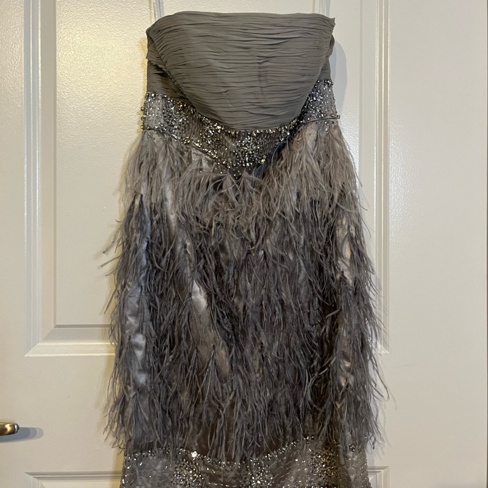Sue Wong ✨grey beaded ostrich dress✨